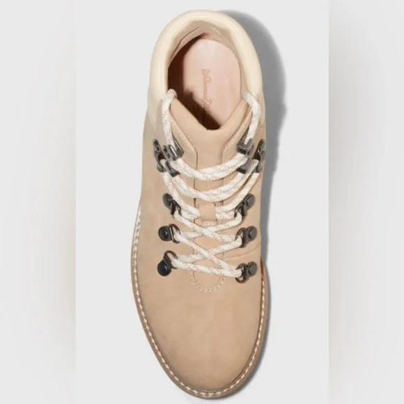 Women's Chunky Tully Lace-Up Tan Winter Hiking Boots - Universal Thread™ 8 1/2 - Picture 3 of 10